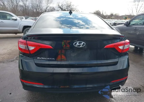 2015 Hyundai Sonata Se z USA, uszkodzony, nr VIN 5NPE24AF1FH058107